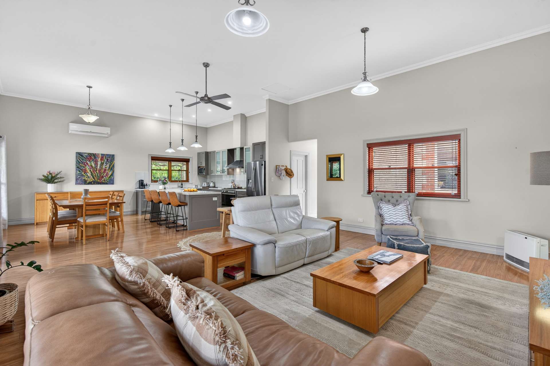 21 Adelaide Road, Strathalbyn For Sale by Farmbuy.com - image 12
