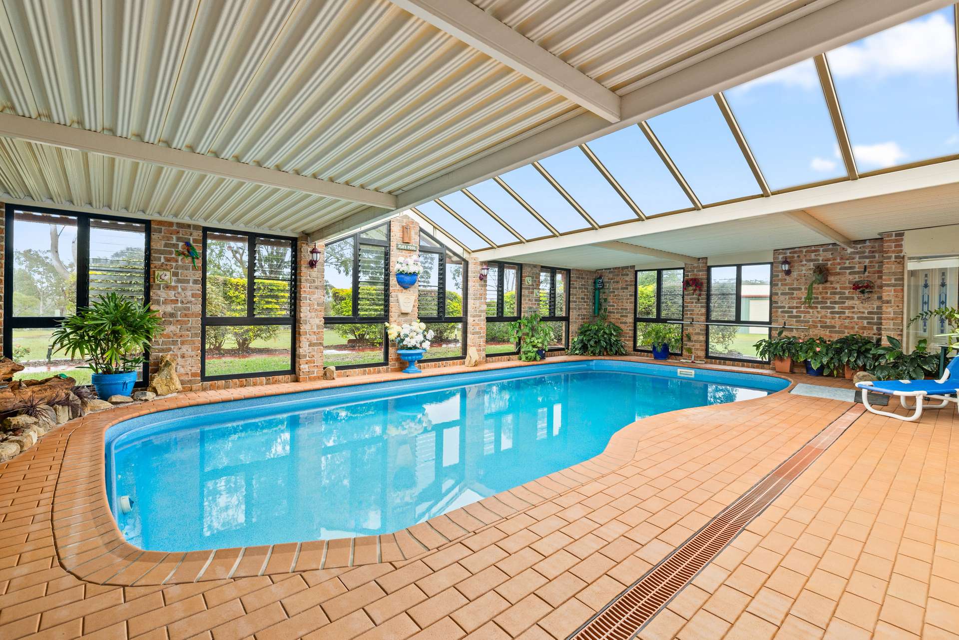 16 Jonnel Heights Place, Pampoolah For Sale by Farmbuy.com - image 2