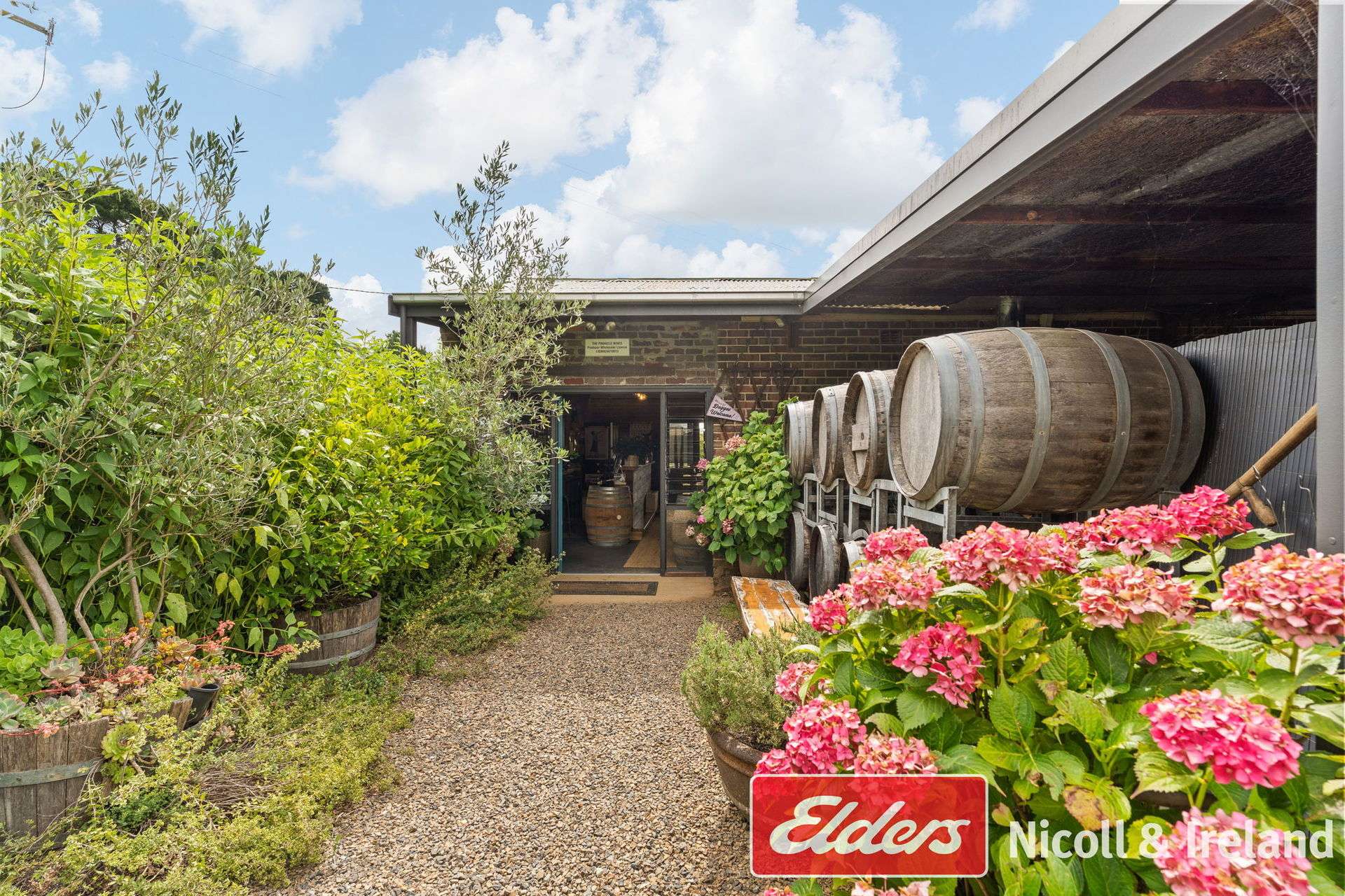 42 Wallace Lane, Canobolas For Sale by Farmbuy.com - image 2