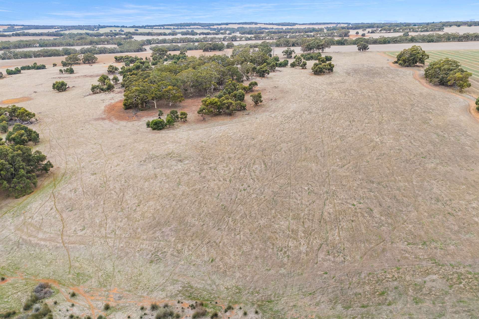 496 North Road, Wannamal For Sale by Farmbuy.com - image 11