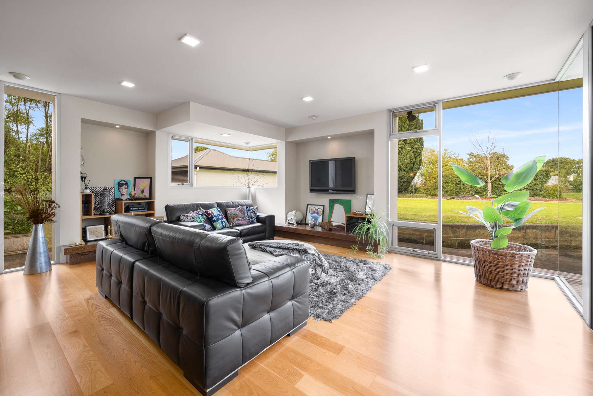 12 Canavan Road, Mount Gambier For Sale by Farmbuy.com - image 17