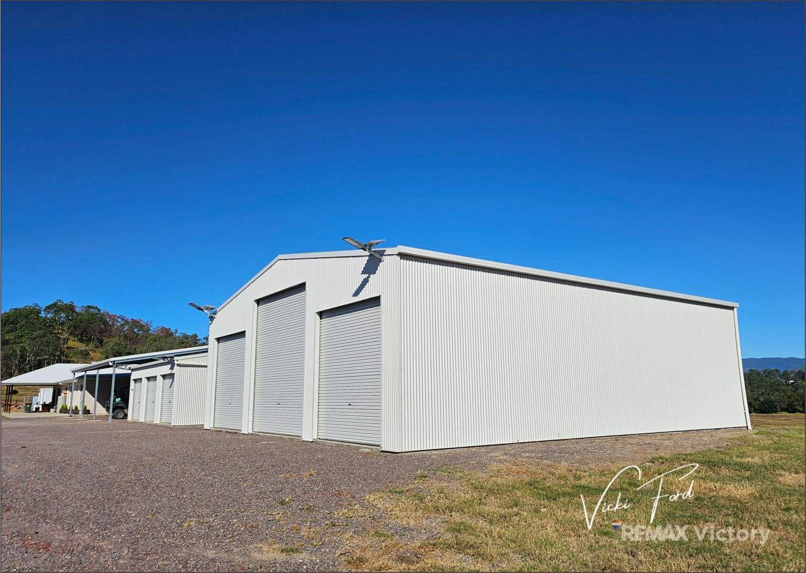 114 East Funnel Creek Road, Sarina Range For Sale by Farmbuy.com - image 5