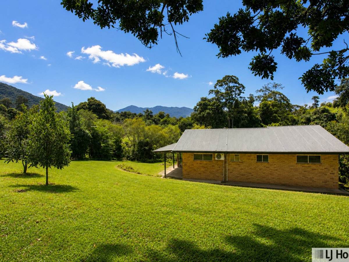19 Bamber Street, Tully For Sale by Farmbuy.com - image 22