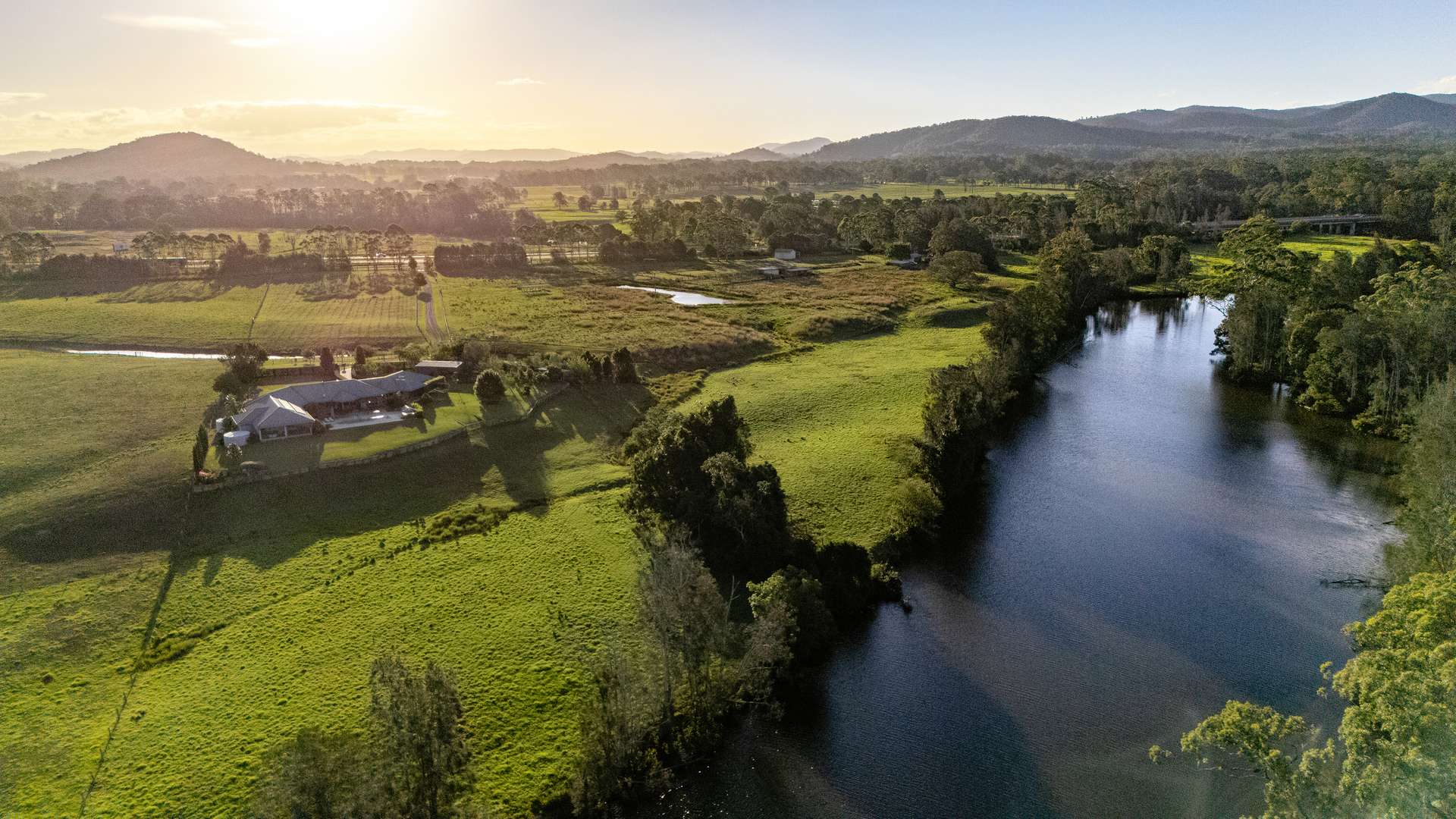 14112 Pacific Highway, Nabiac For Sale by Farmbuy.com - image 2