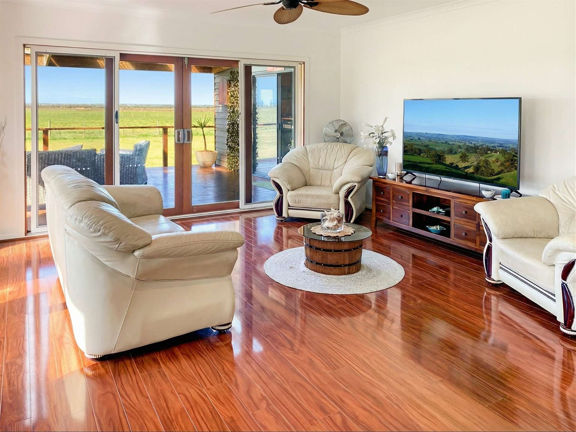70 Davies Road West, Sandy Point For Sale by Farmbuy.com - image 8