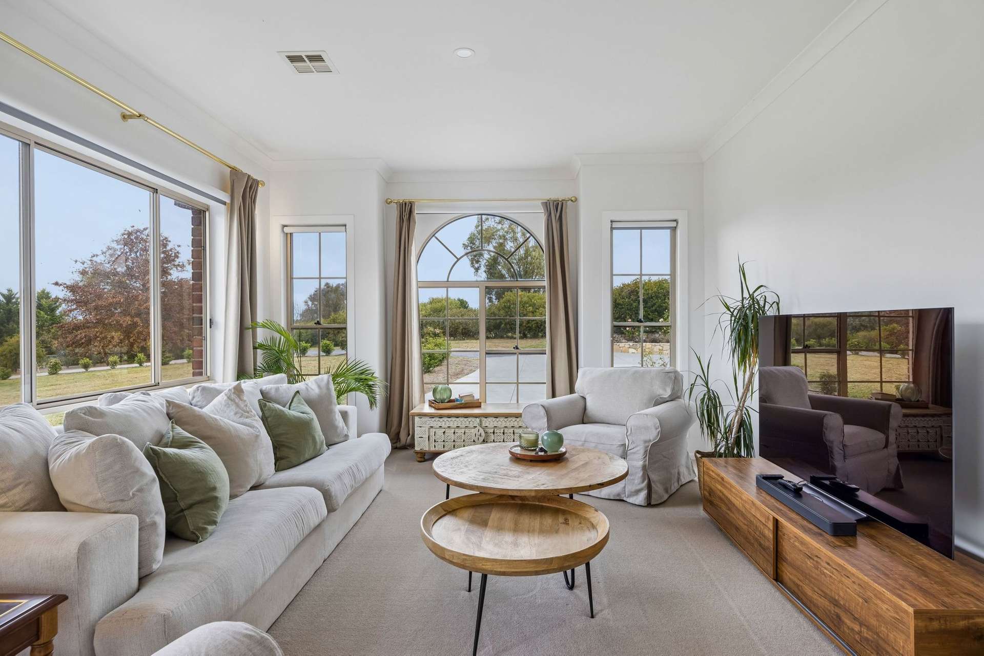 'The Finches', 7 Galloway Place, Murrumbateman For Sale by Farmbuy.com - image 9
