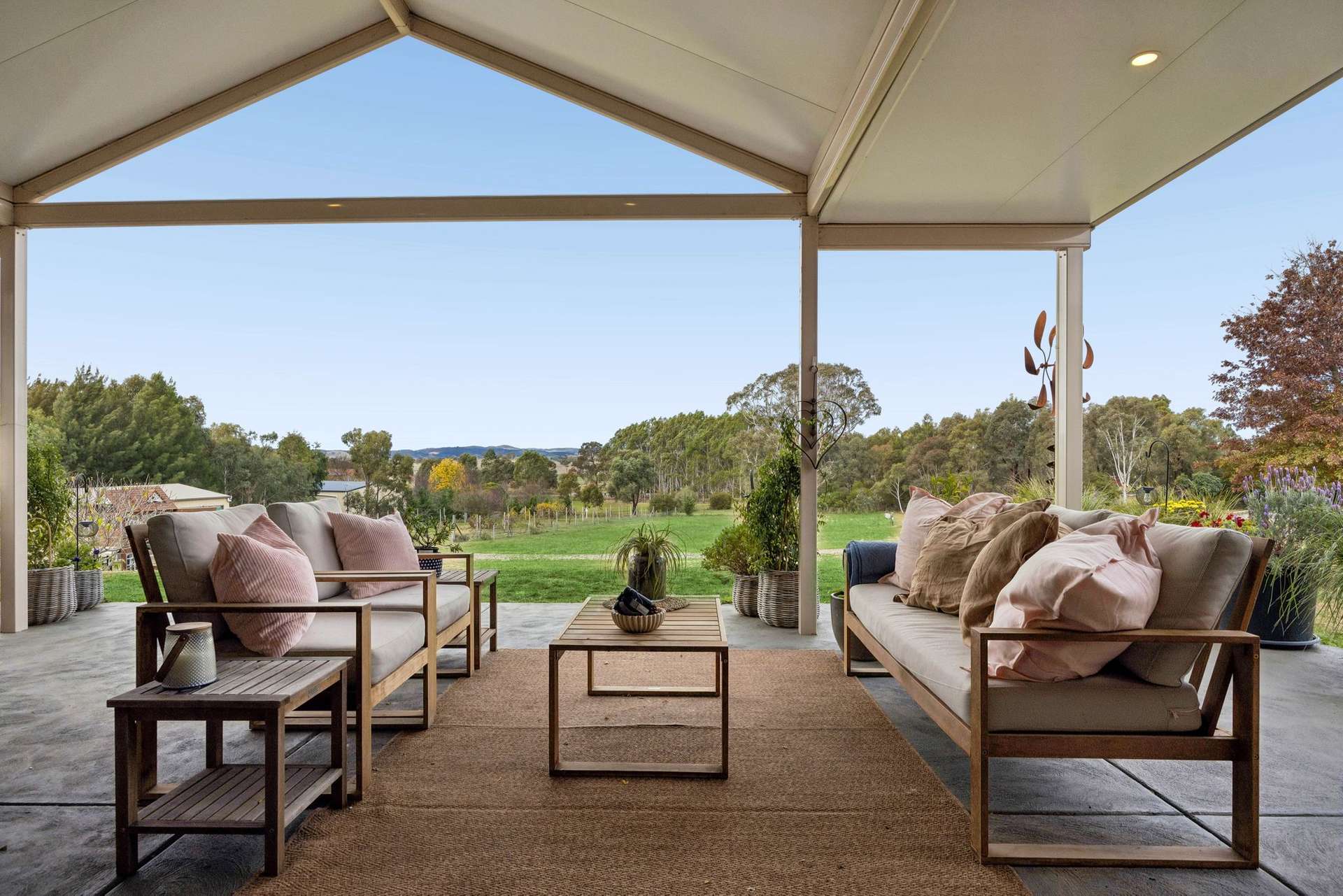 'The Finches', 7 Galloway Place, Murrumbateman For Sale by Farmbuy.com - image 3