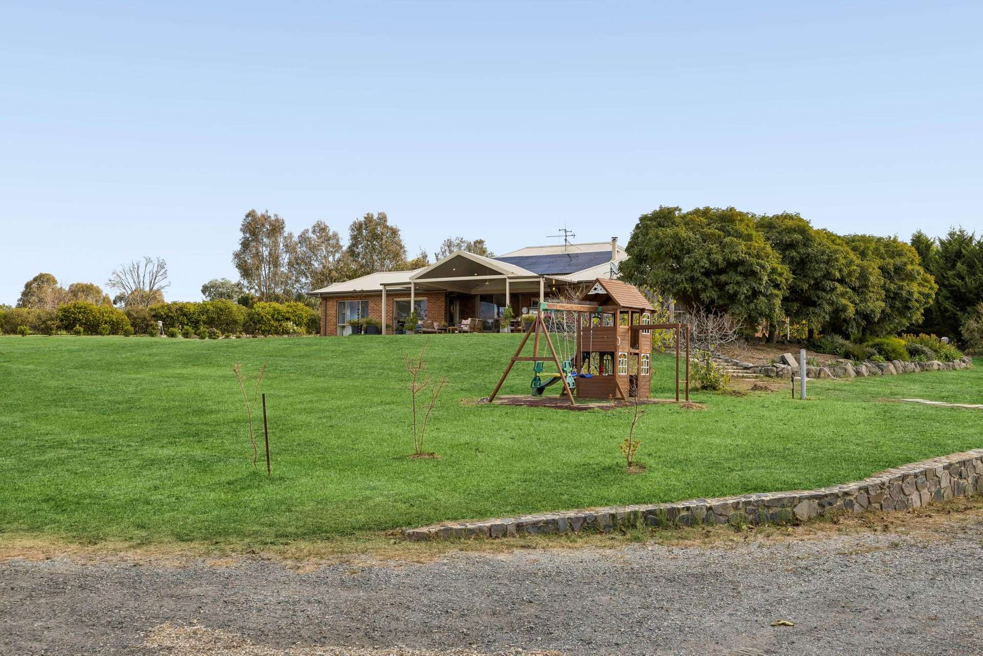 'The Finches', 7 Galloway Place, Murrumbateman For Sale by Farmbuy.com - image 27