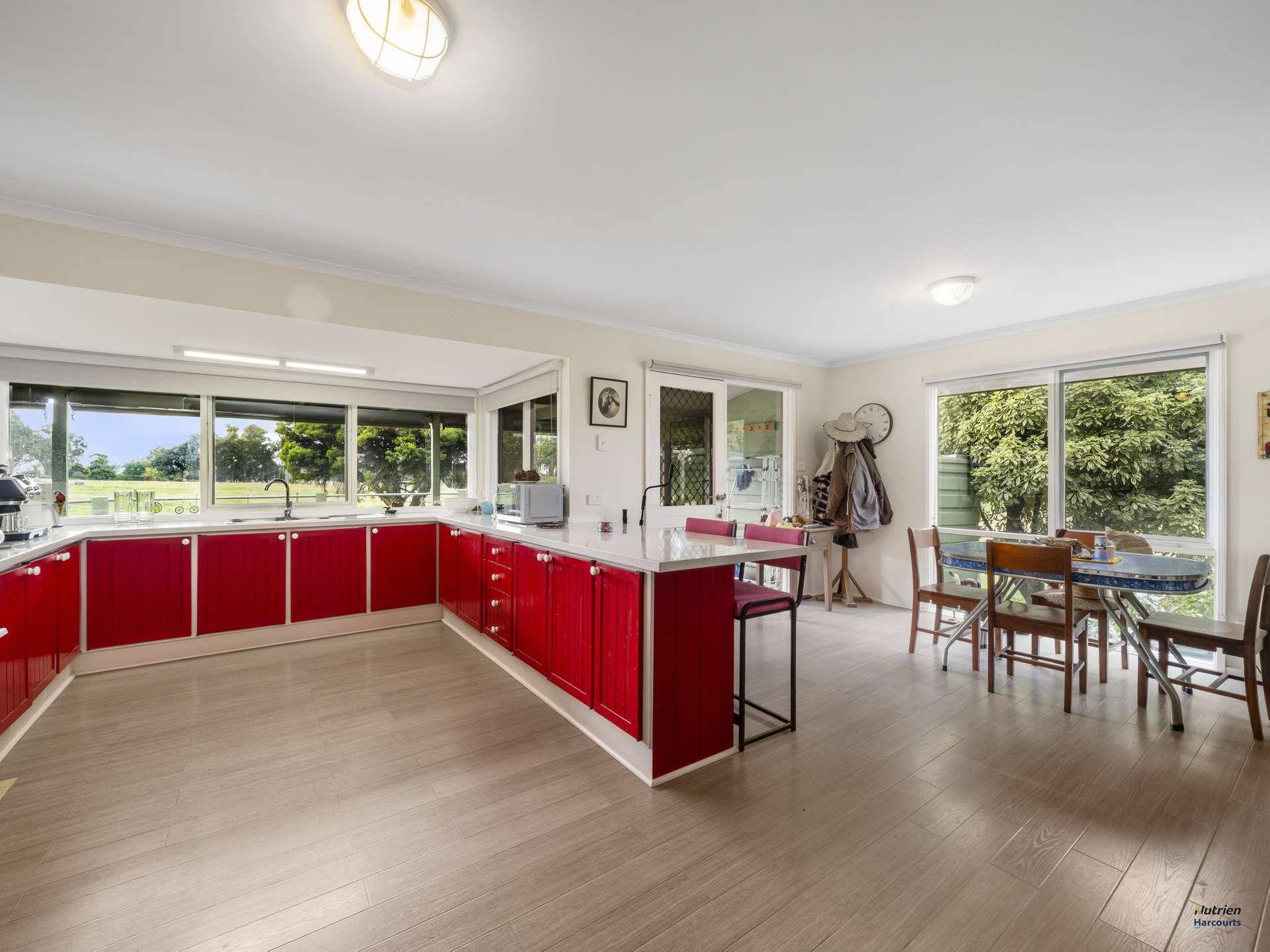48 Hayes Road, Swanpool For Sale by Farmbuy.com - image 7