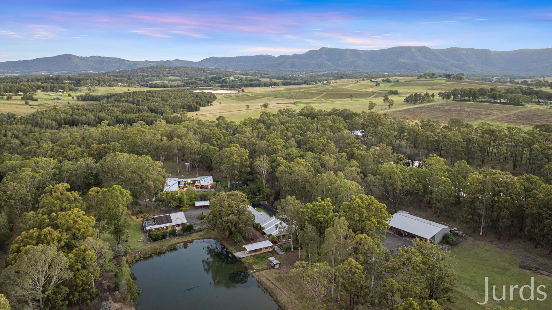 72 Gillards Road, Pokolbin For Sale by Farmbuy.com - image 2
