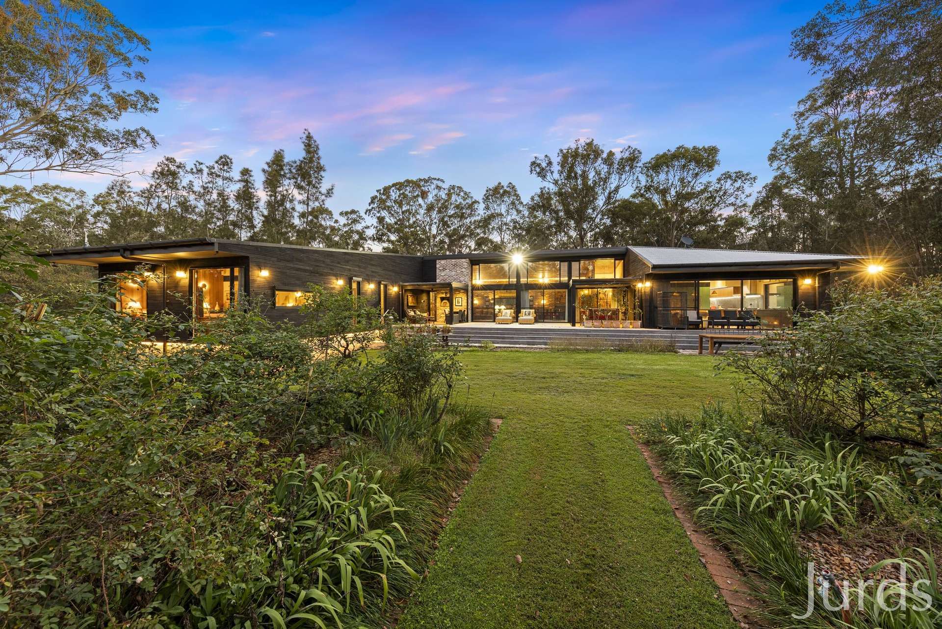 72 Gillards Road, Pokolbin For Sale by Farmbuy.com - image 3
