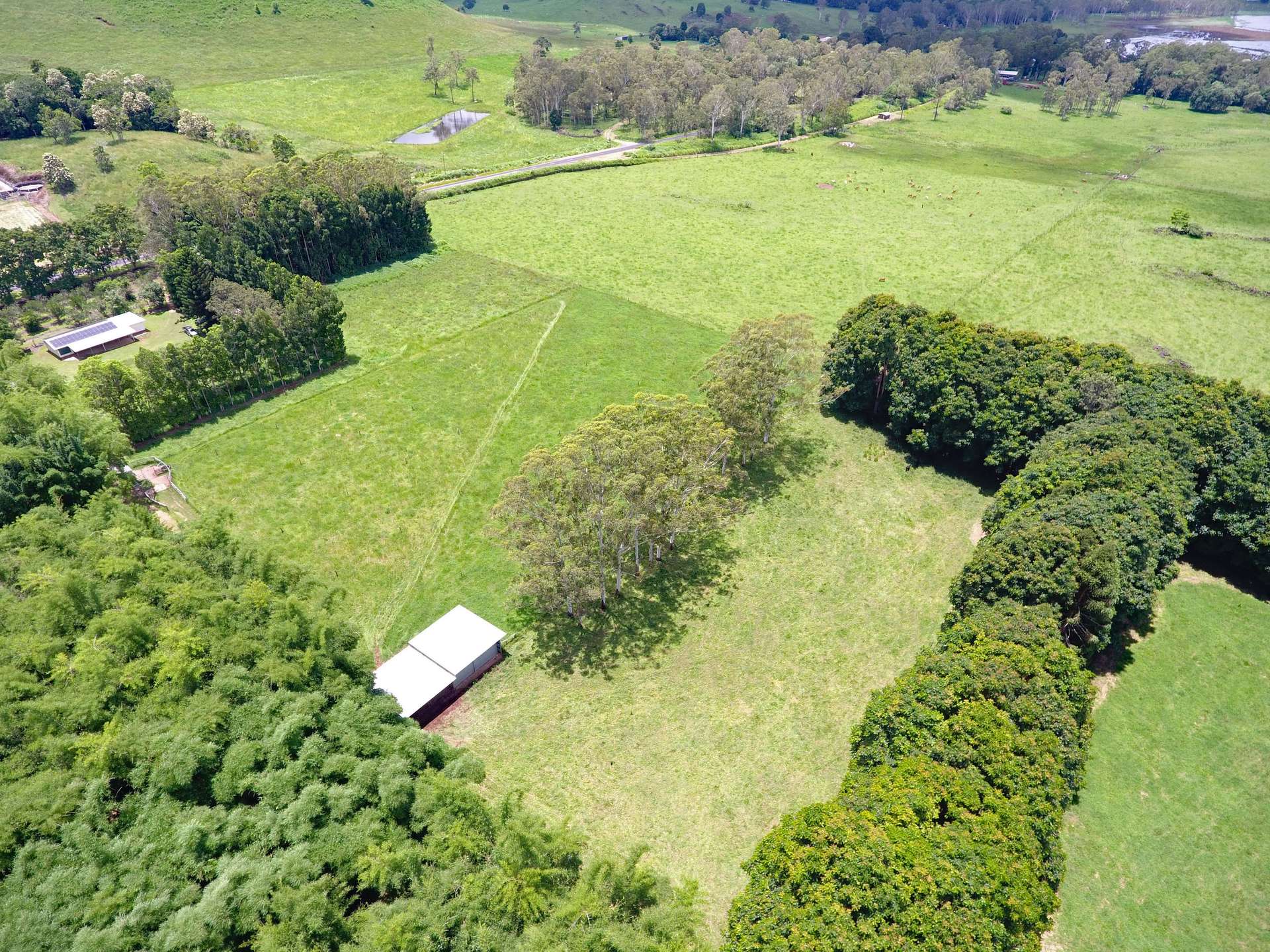 8622 Kennedy Highway, Atherton For Sale by Farmbuy.com - image 1
