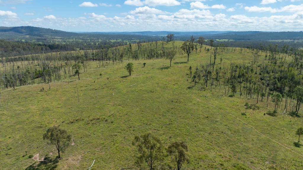 'Hutton' 295 Schnitzerling Road, Thane QLD 4370