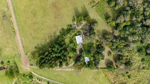 69 Calumet Road, Goomboorian QLD 4570