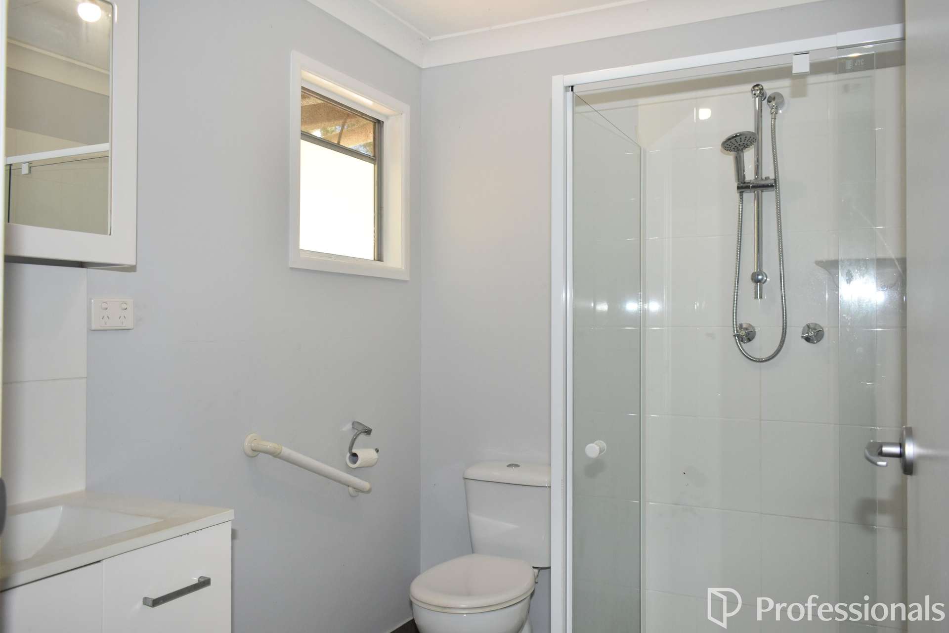 112 Pyms Road, Hampden For Sale by Farmbuy.com - image 16