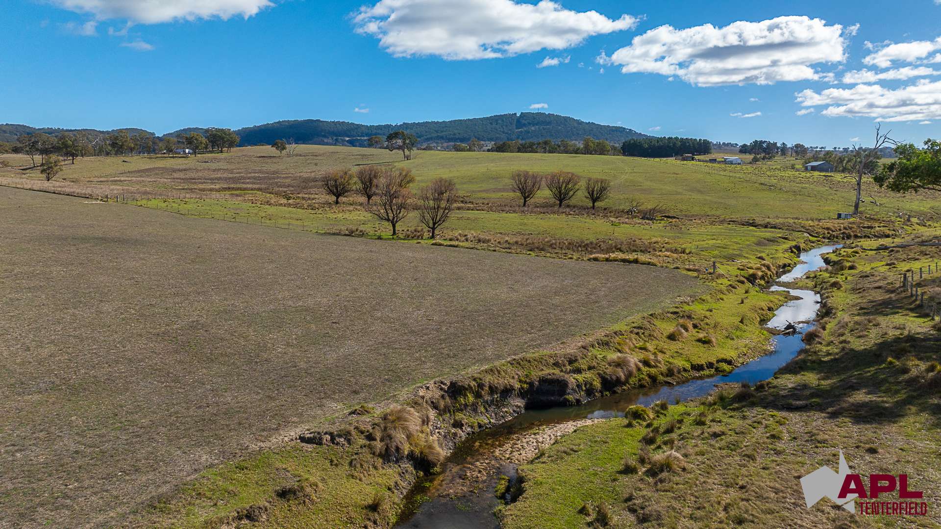 8654A New England Highway, Tenterfield For Sale by Farmbuy.com - image 1