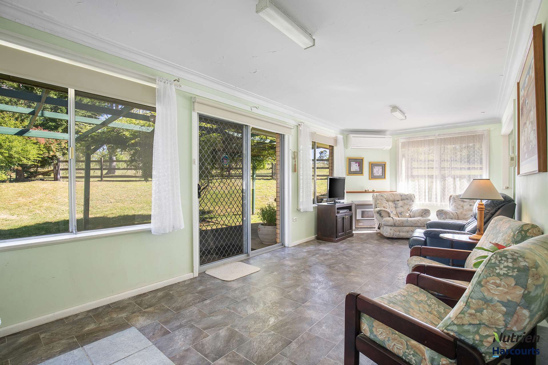 40 Roseneath Lane, Armidale For Sale by Farmbuy.com - image 16