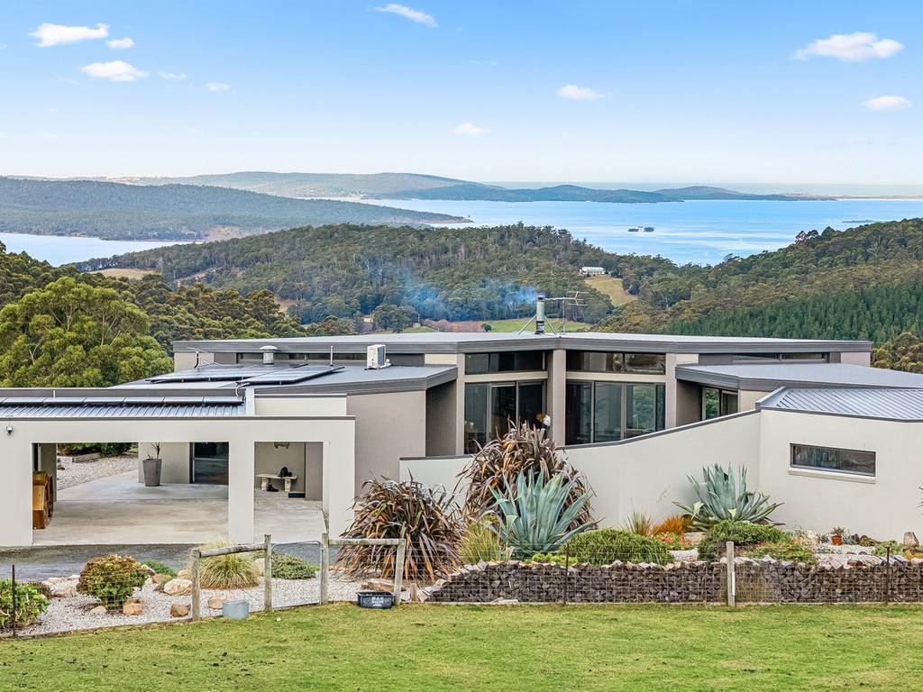 384 Saddle Road, Kettering TAS 7155