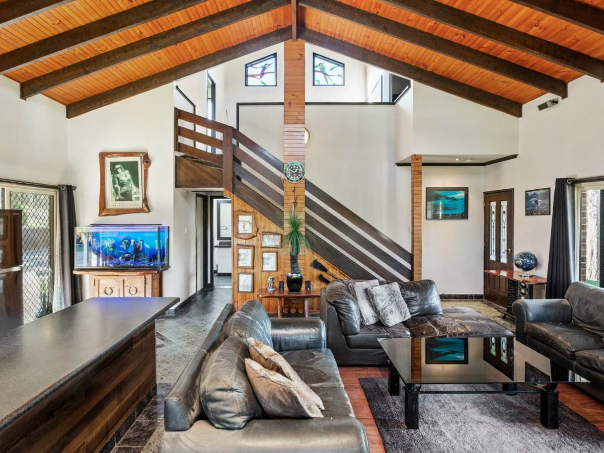 91 Tourmaline Court, Bonogin For Sale by Farmbuy.com - image 5