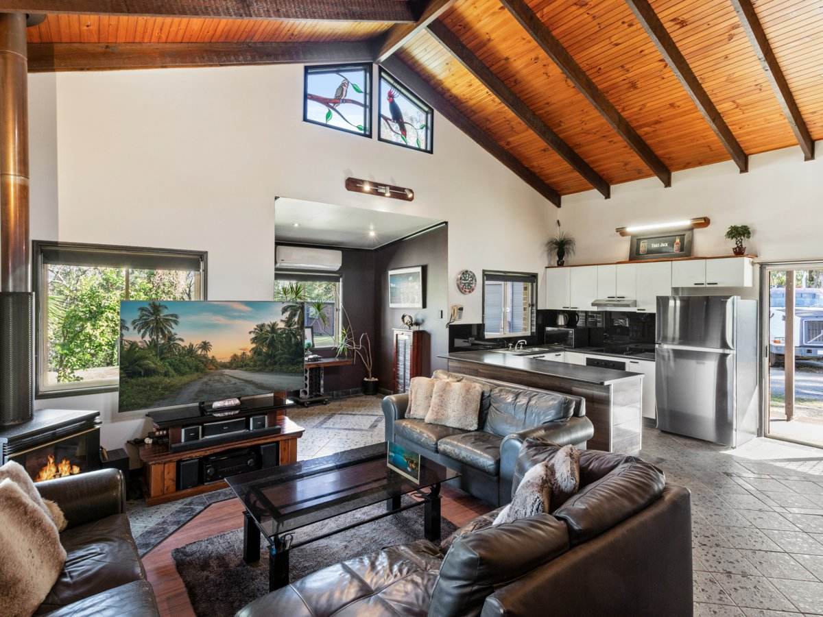 91 Tourmaline Court, Bonogin For Sale by Farmbuy.com - image 7