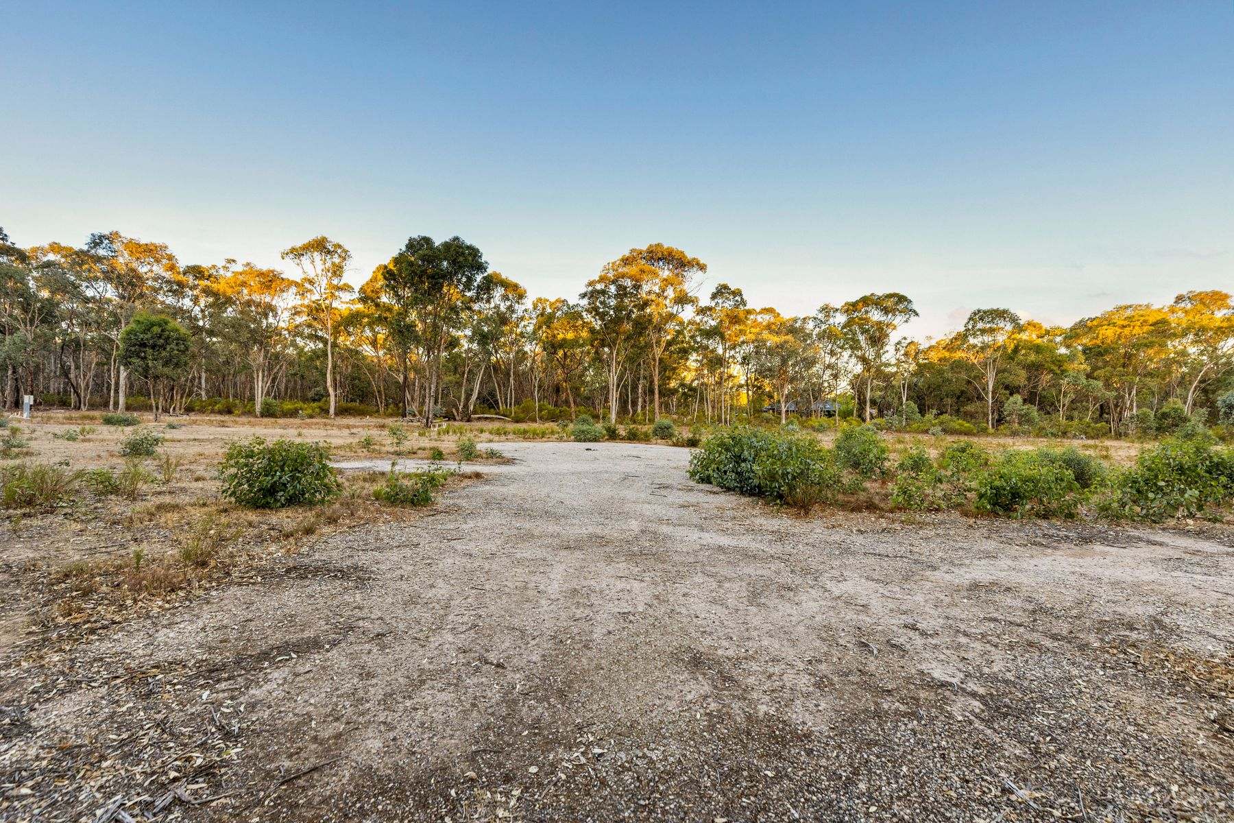 CA44 Hayes Road, Mandurang South For Sale by Farmbuy.com - image 6