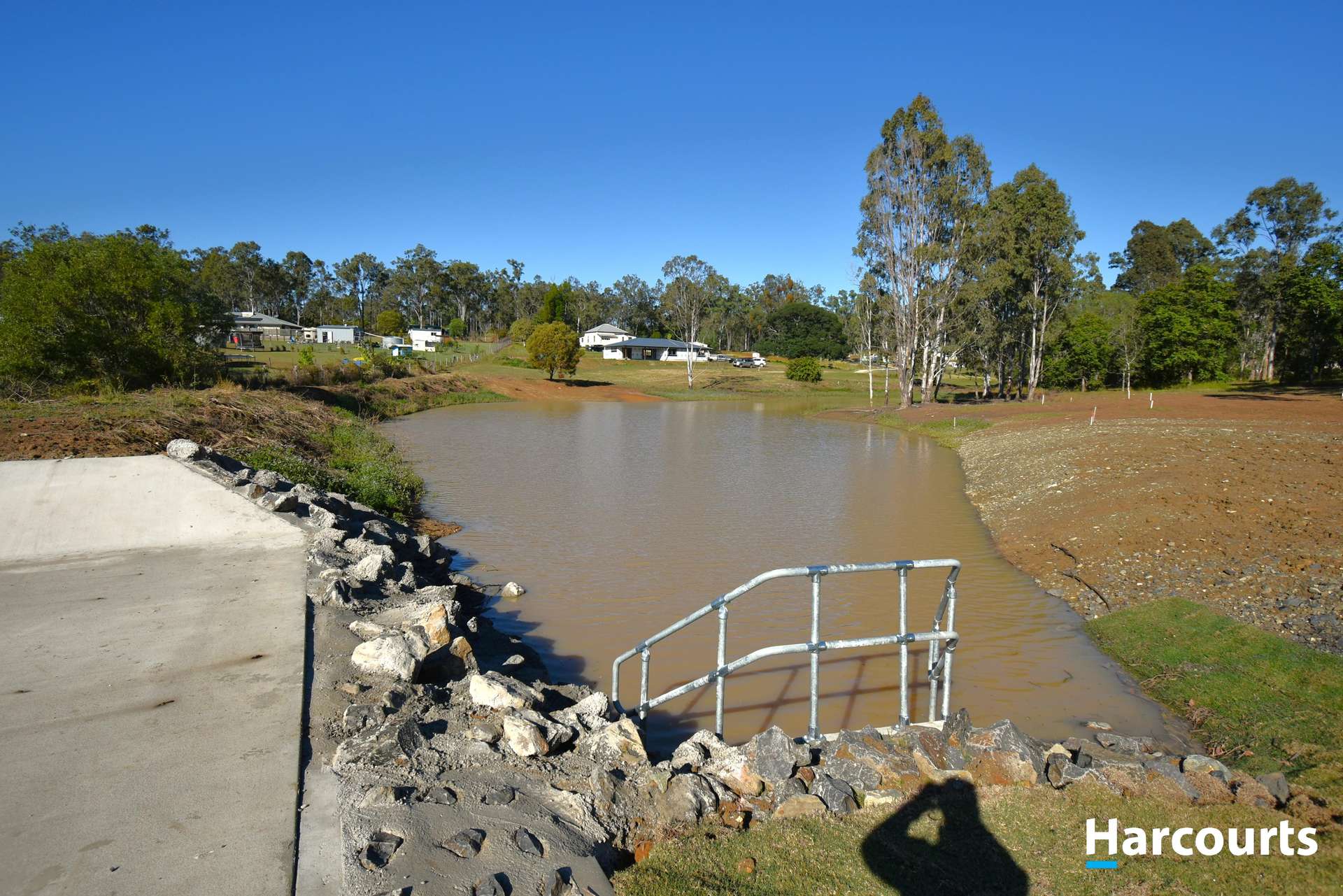 8 Chevonne Place, Apple Tree Creek For Sale by Farmbuy.com - image 6