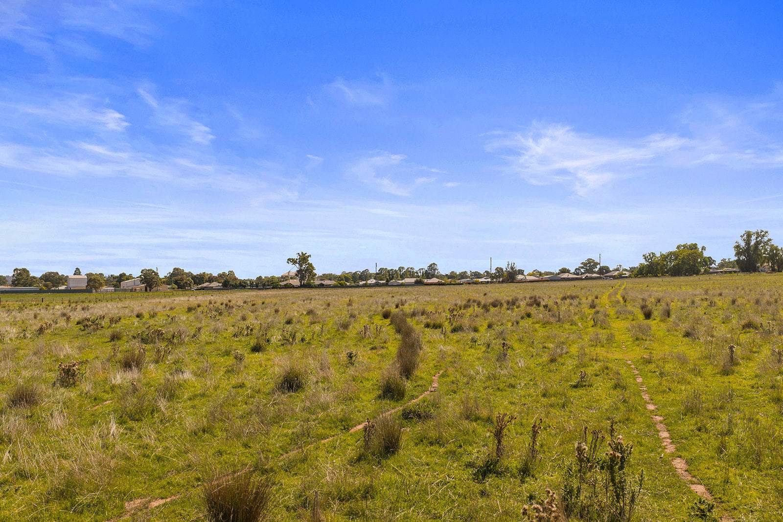 10-12 Florance Street, Cootamundra For Sale by Farmbuy.com - image 7