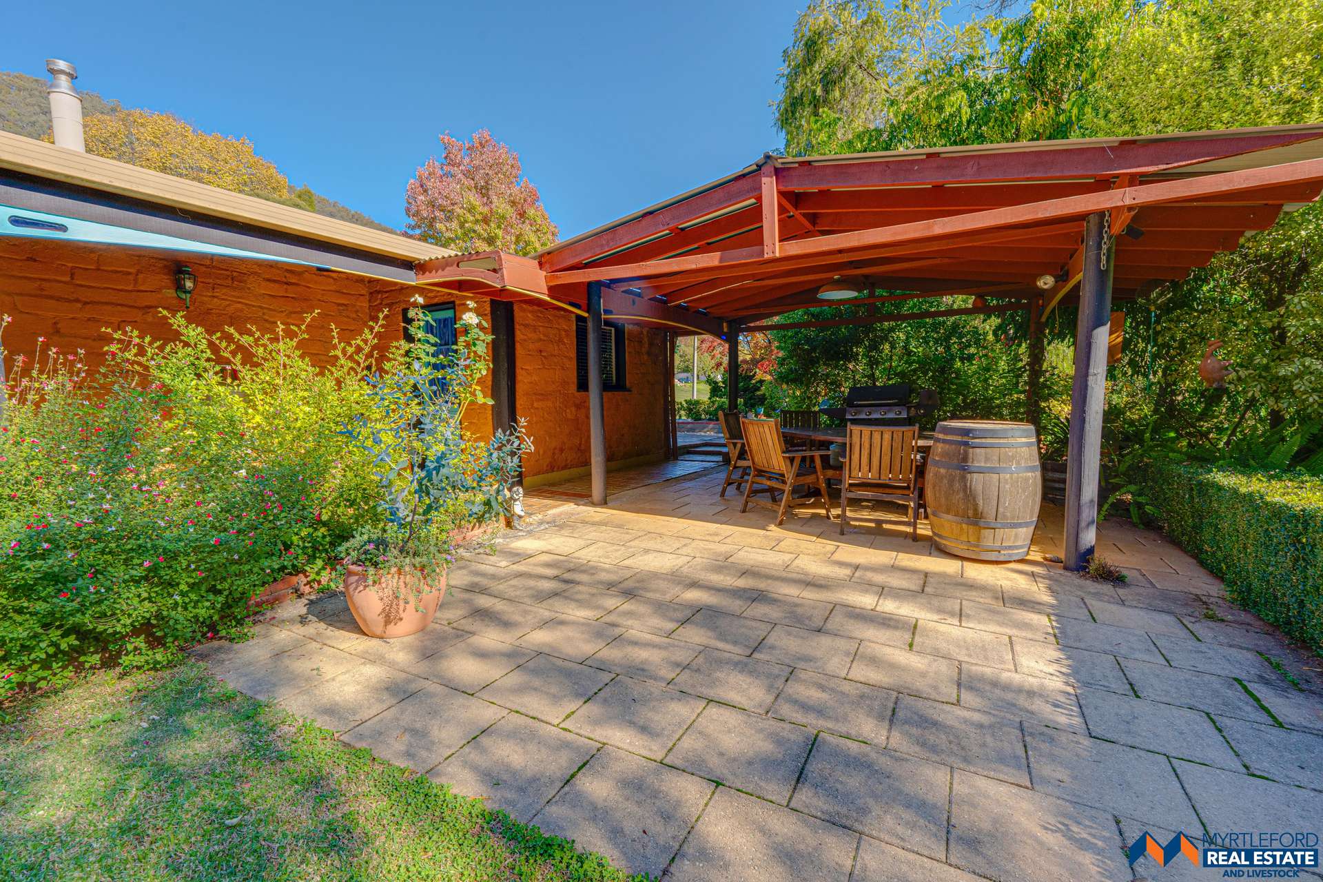 7 Panorama Drive, Myrtleford For Sale by Farmbuy.com - image 9