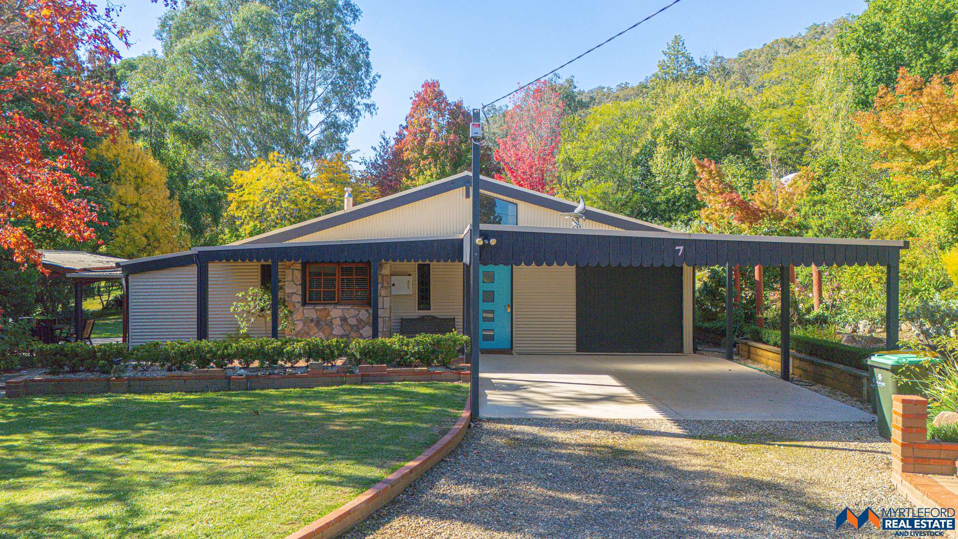 7 Panorama Drive, Myrtleford For Sale by Farmbuy.com - image 3