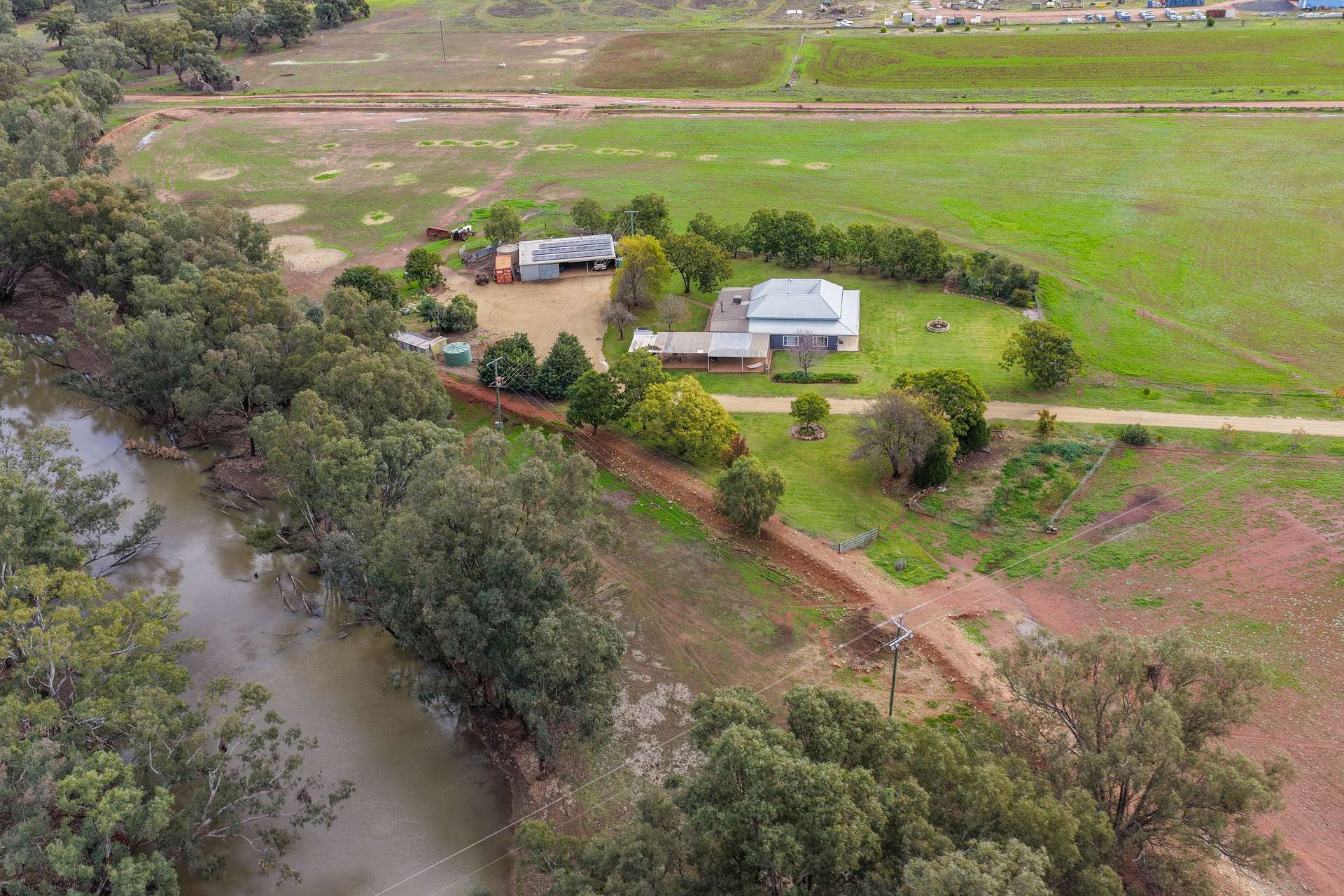 Woodlands 9851 Henry Parkes Way, Condobolin Auction by Farmbuy.com - image 32