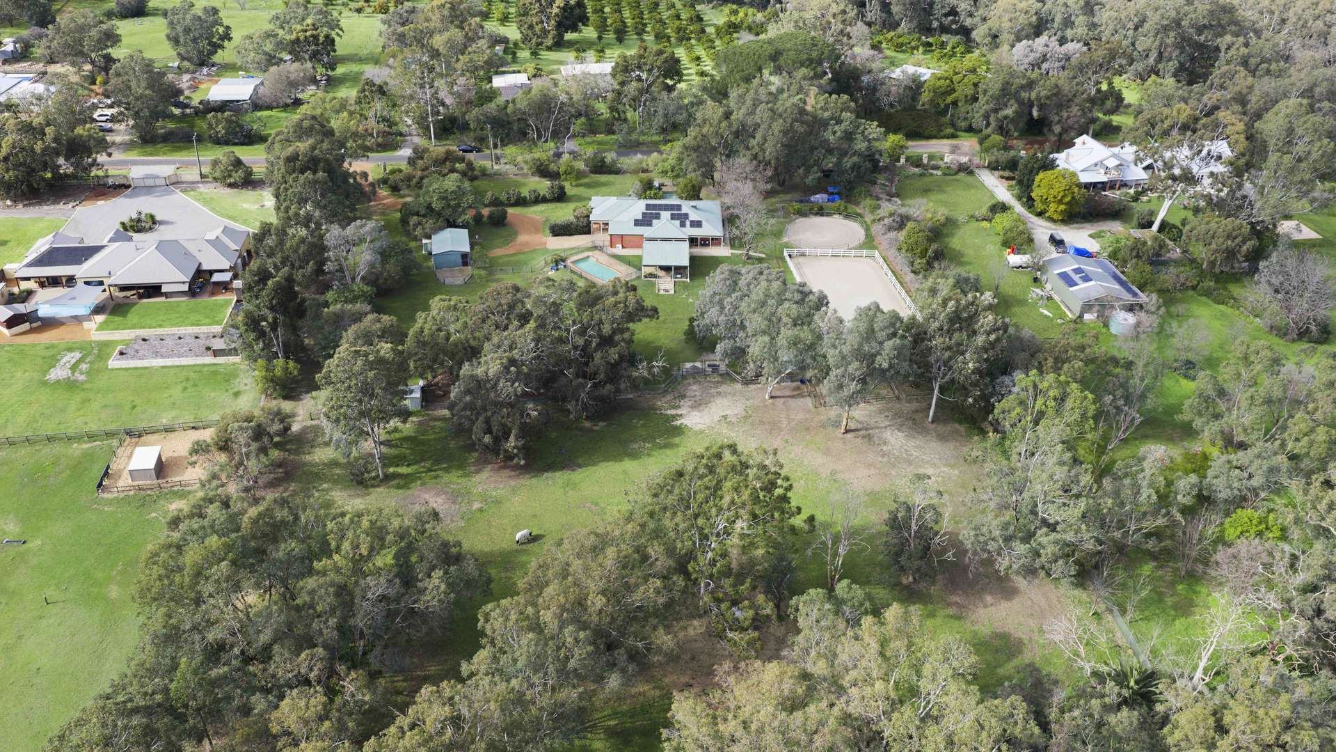 460 Fyfe Street, Helena Valley For Sale by Farmbuy.com - image 35
