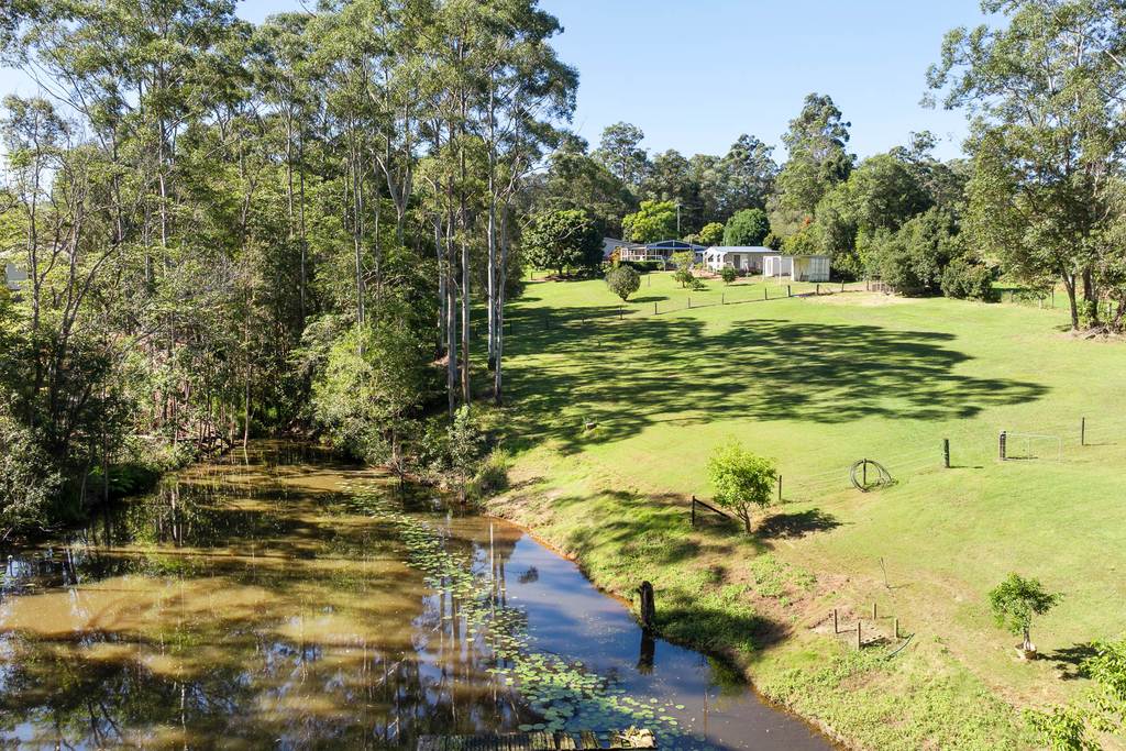 129 Forest Acres Drive, Lake Macdonald QLD 4563