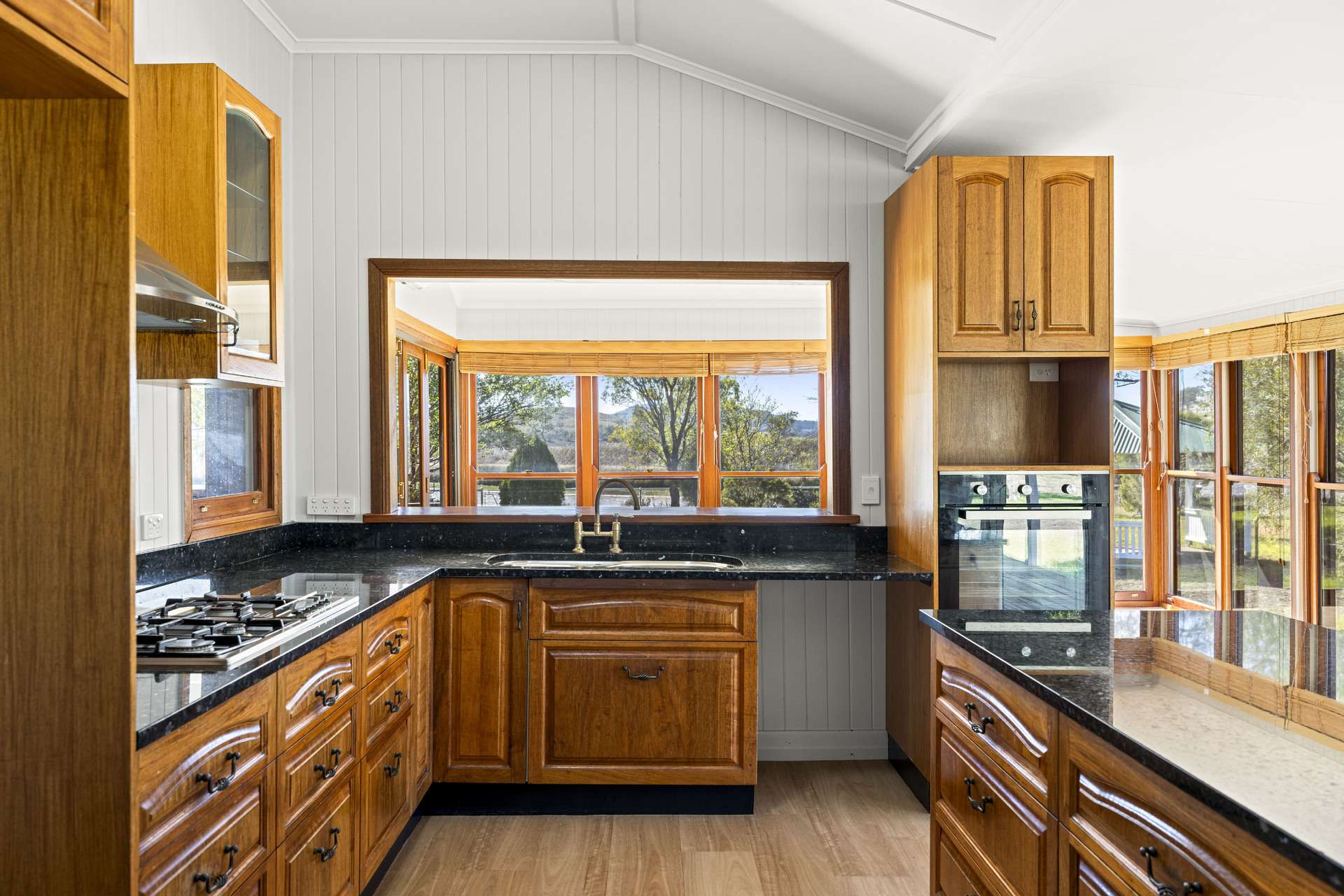 26 Strand Road, Cambooya For Sale by Farmbuy.com - image 11