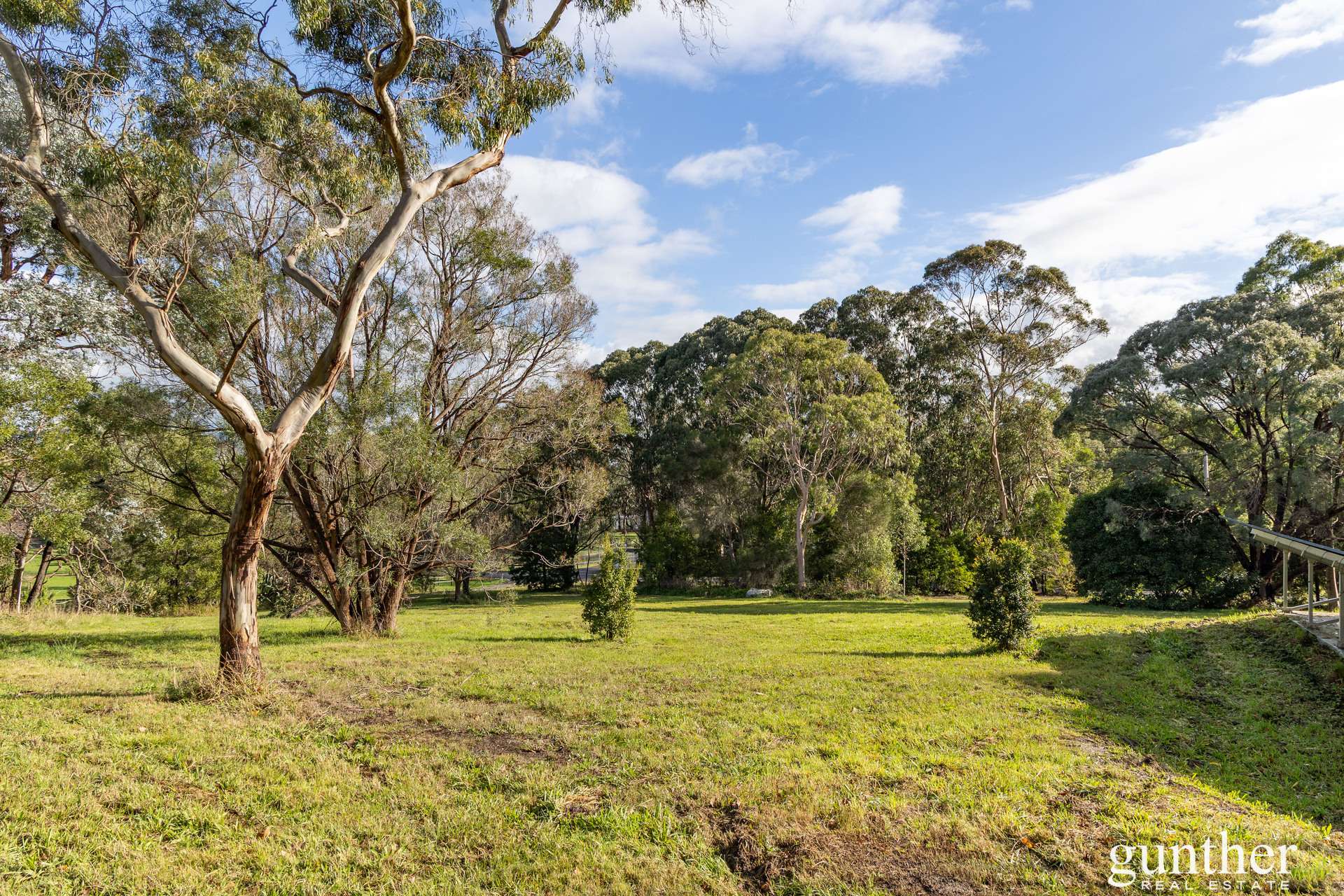 41 Badger Avenue, Badger Creek For Sale by Farmbuy.com - image 5