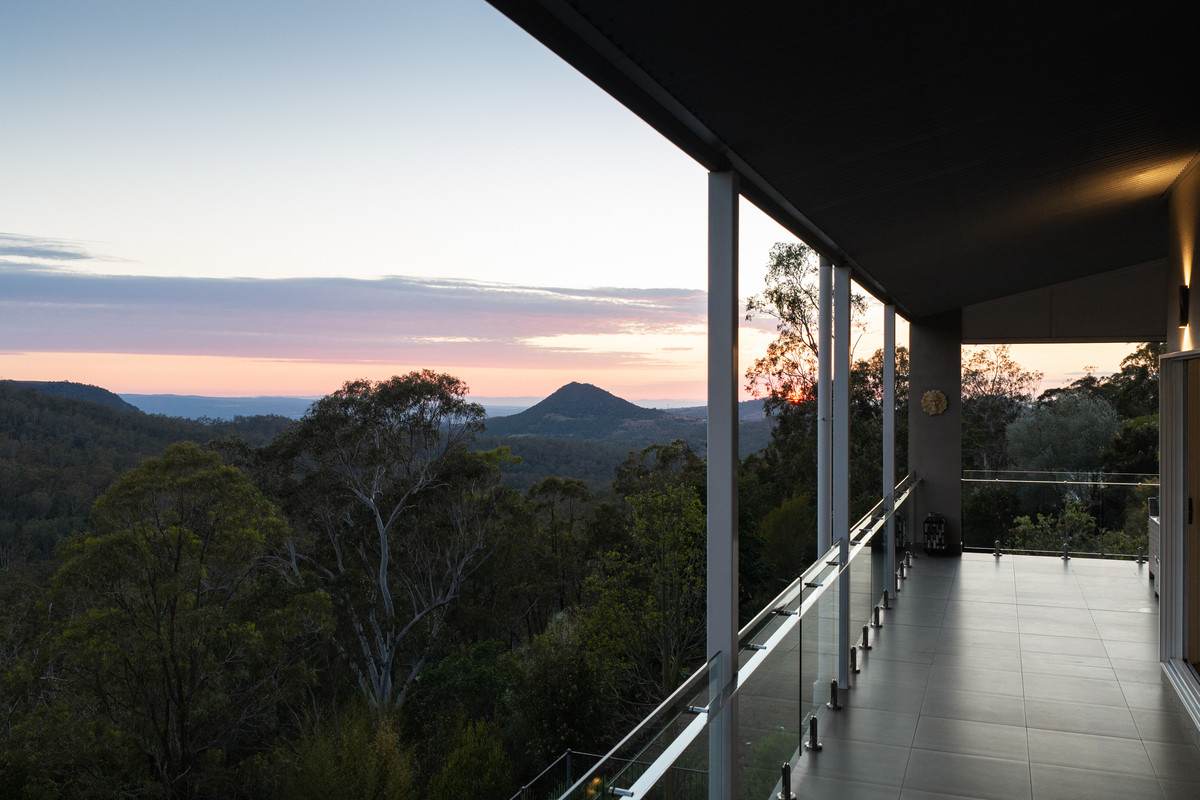 96-102 Flagstone Creek Road, Middle Ridge For Sale by Farmbuy.com - image 3