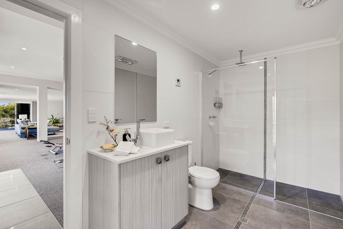 96-102 Flagstone Creek Road, Middle Ridge For Sale by Farmbuy.com - image 26