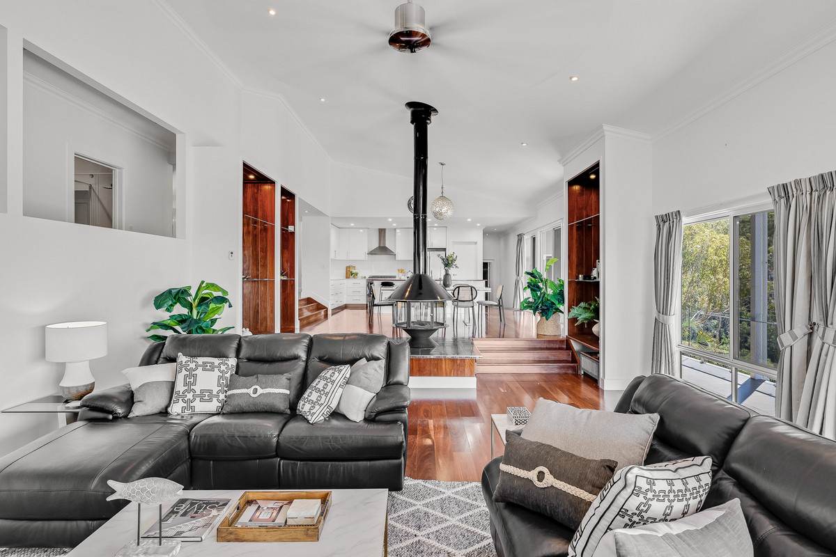96-102 Flagstone Creek Road, Middle Ridge For Sale by Farmbuy.com - image 11