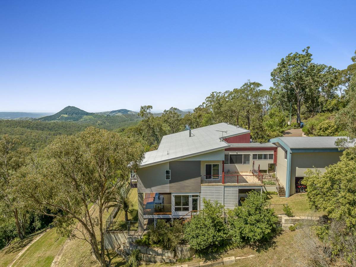 96-102 Flagstone Creek Road, Middle Ridge For Sale by Farmbuy.com - image 2