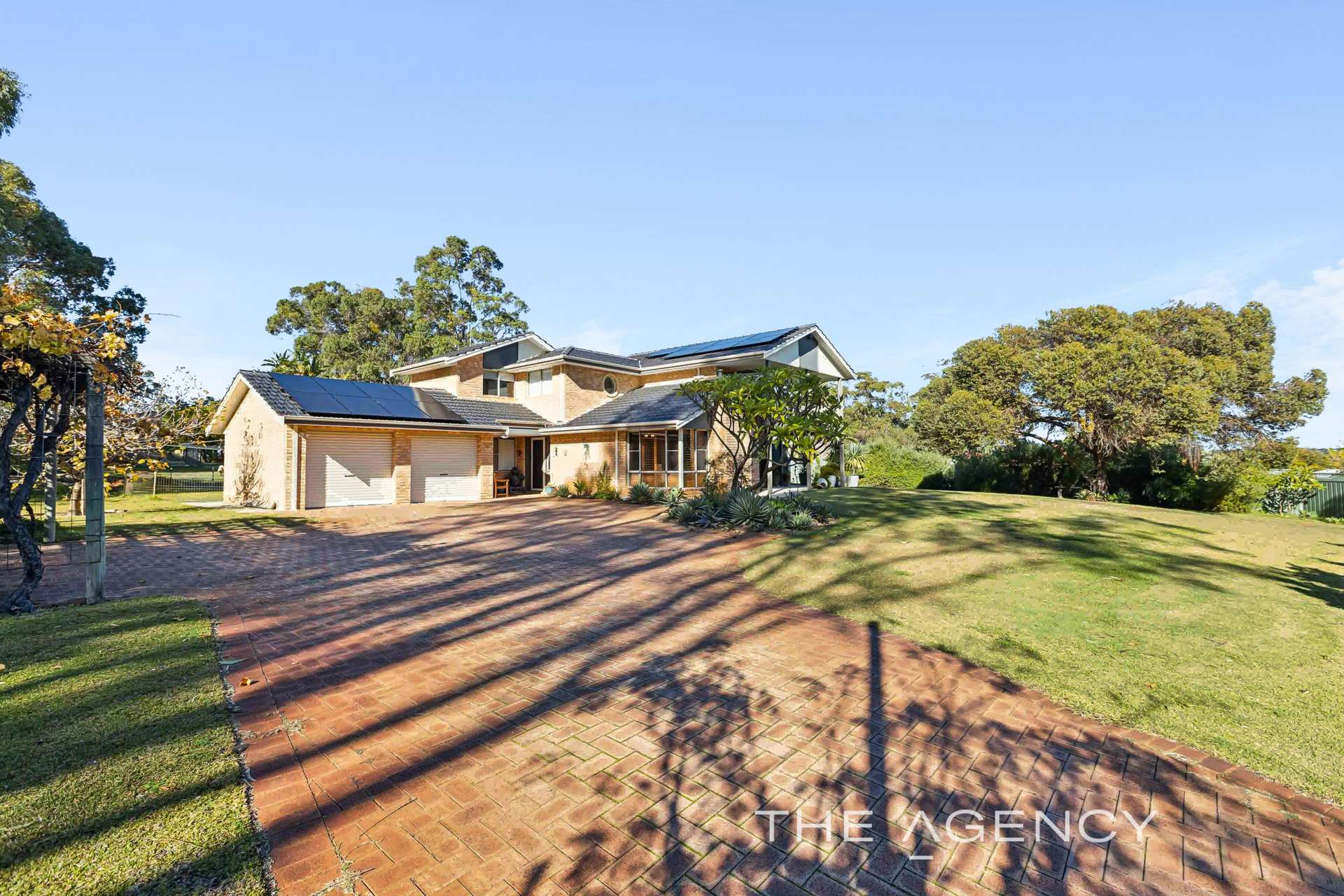 4 Marginata Place, Wanneroo For Sale by Farmbuy.com - image 2