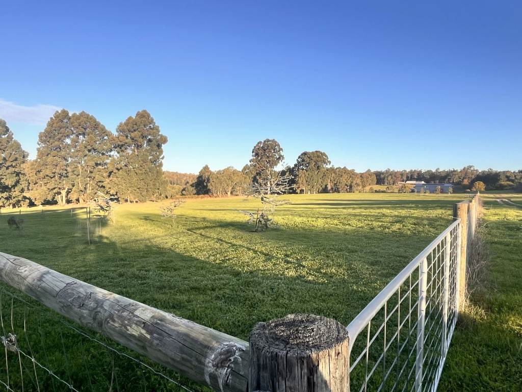2160 Pinjarra-Williams Rd, Dwellingup WA 6213