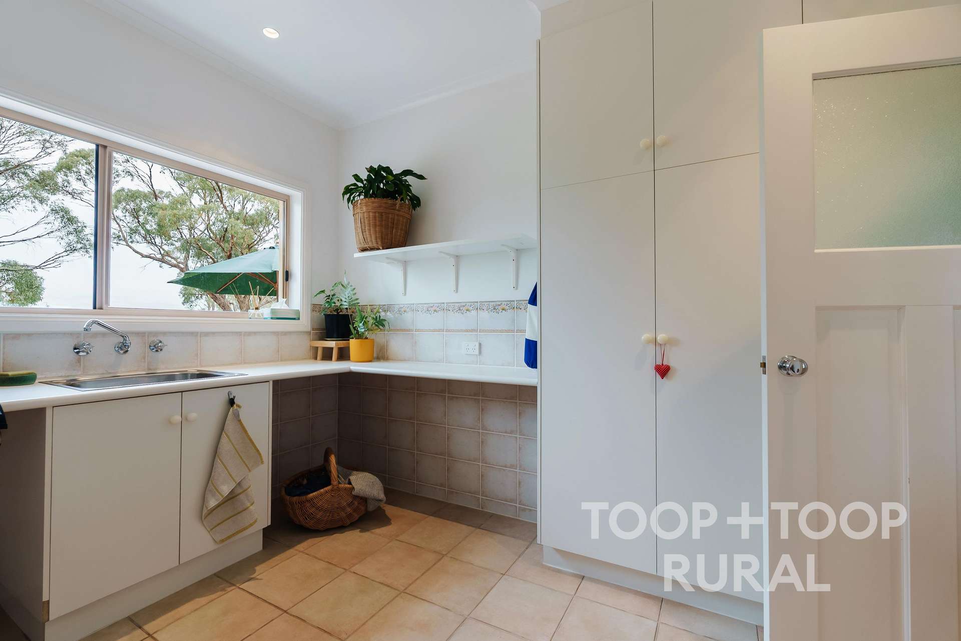 429 Seppeltsfield Road, Marananga For Sale by Farmbuy.com - image 32