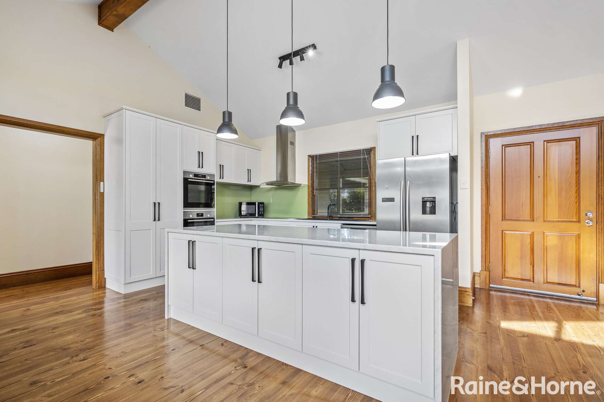 117 Trainers Way, Strathalbyn For Sale by Farmbuy.com - image 8