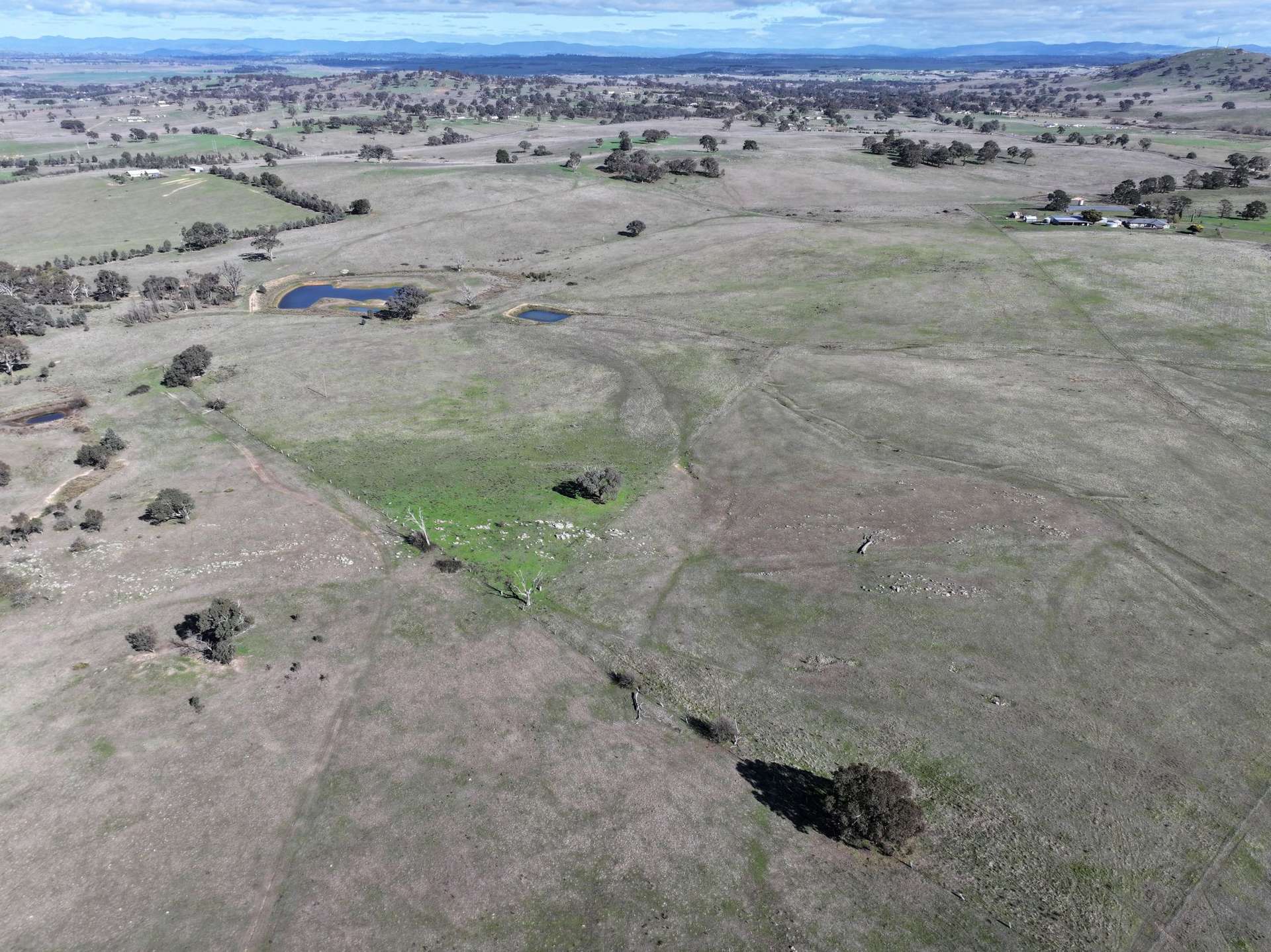 129 Yass Valley Way, Yass For Sale by Farmbuy.com - image 9