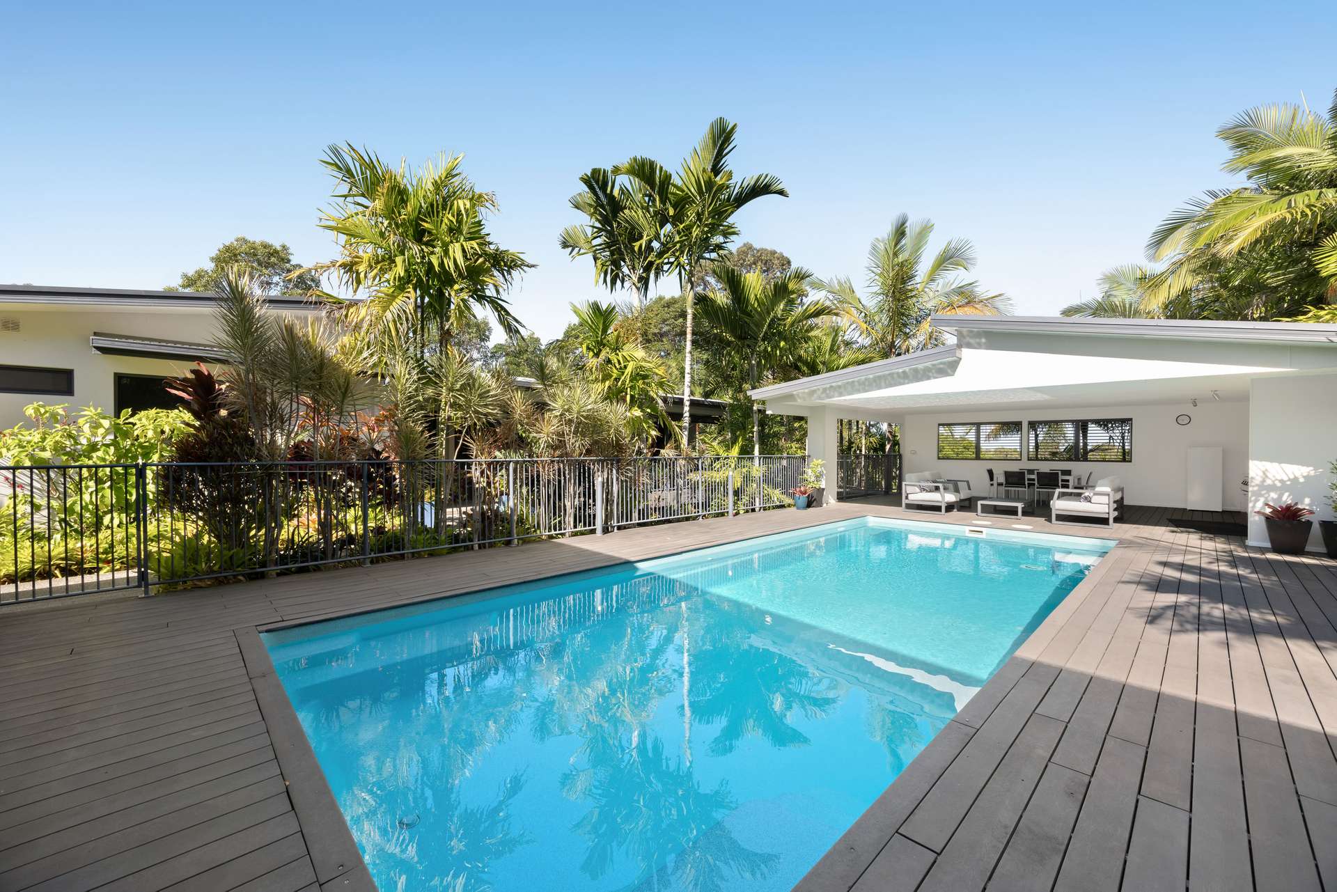 17 Evalma Drive, Buderim Auction by Farmbuy.com - image 2