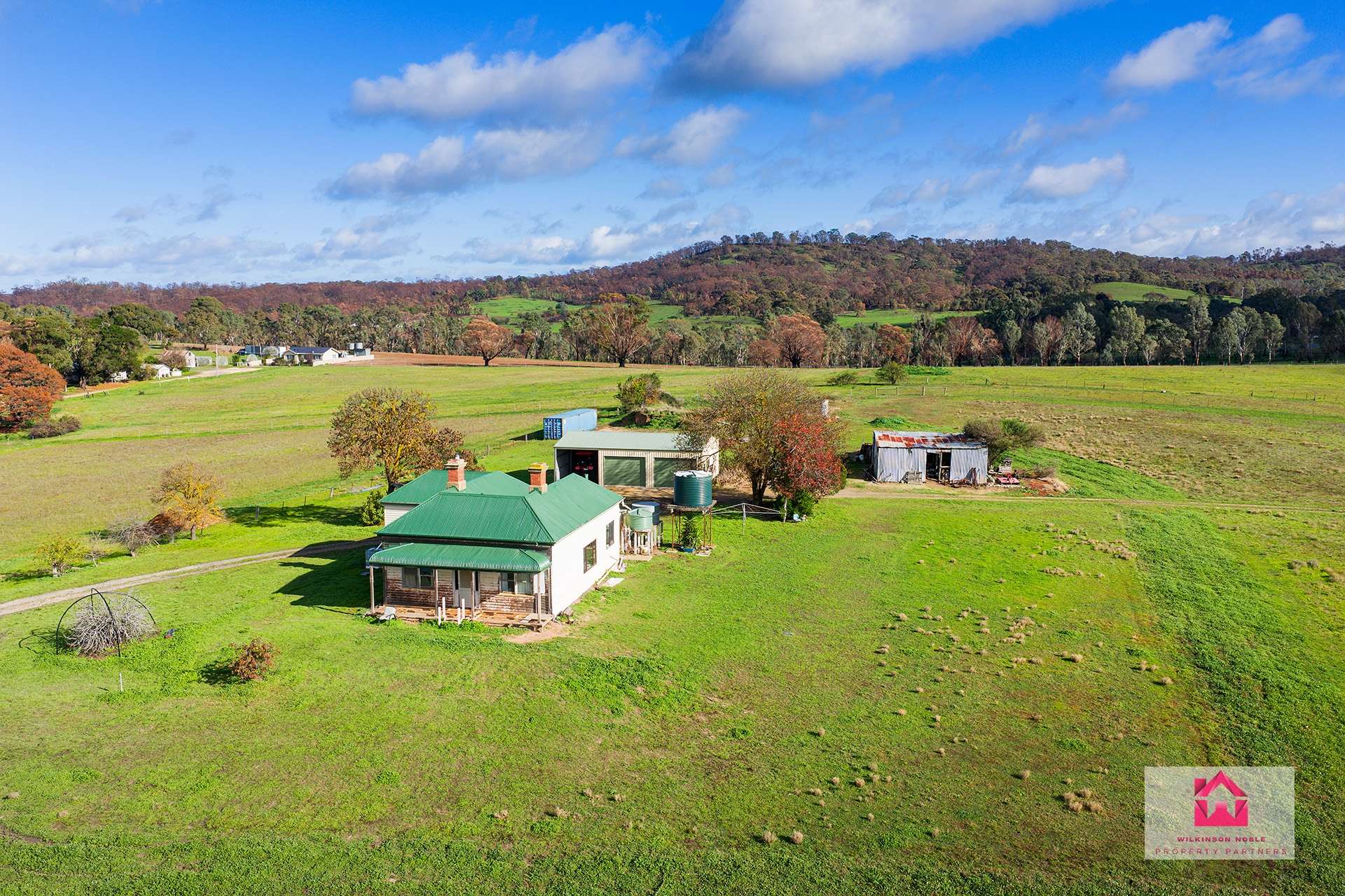 2 Twyford Street, Harcourt For Sale by Farmbuy.com - image 3