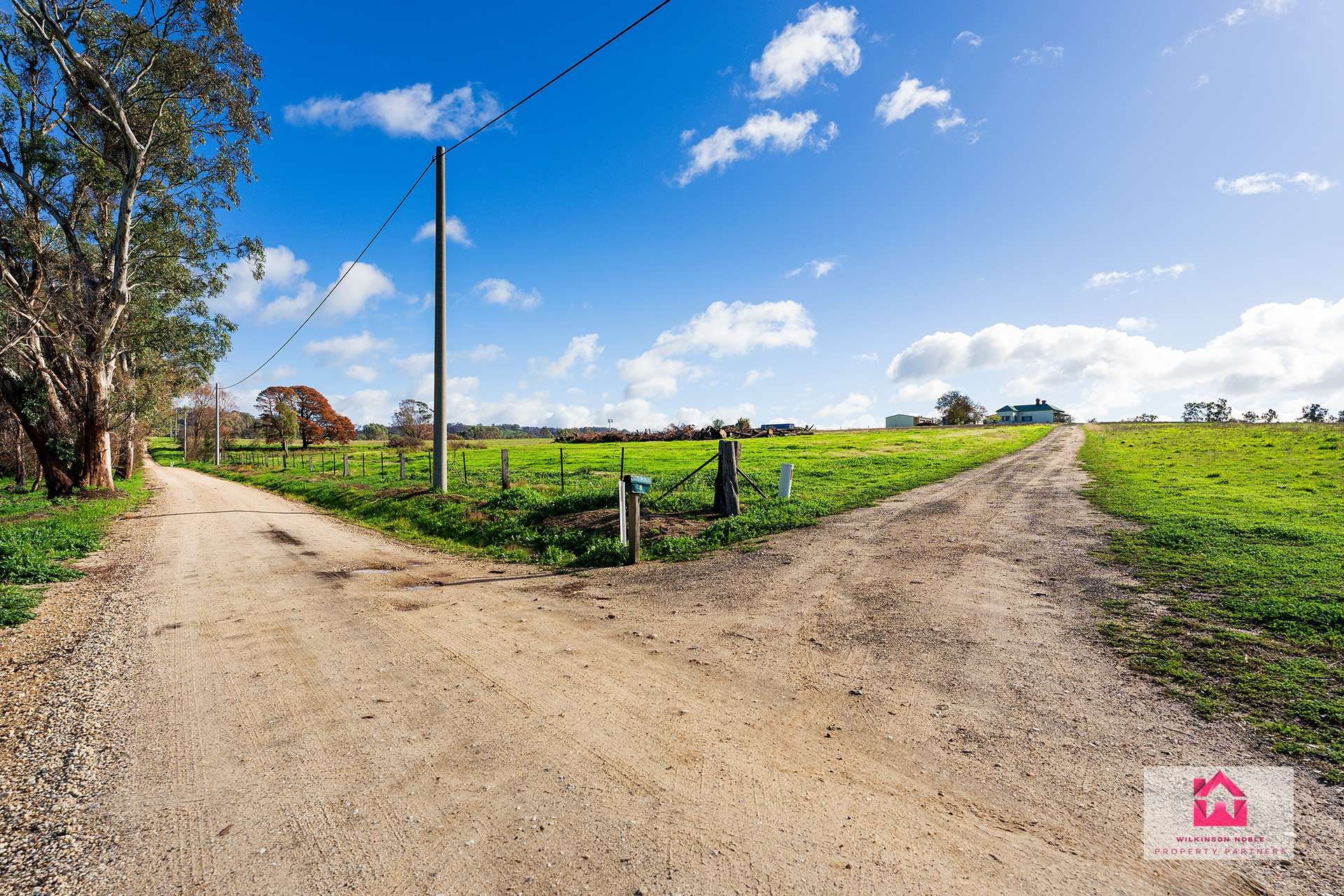 2 Twyford Street, Harcourt For Sale by Farmbuy.com - image 10