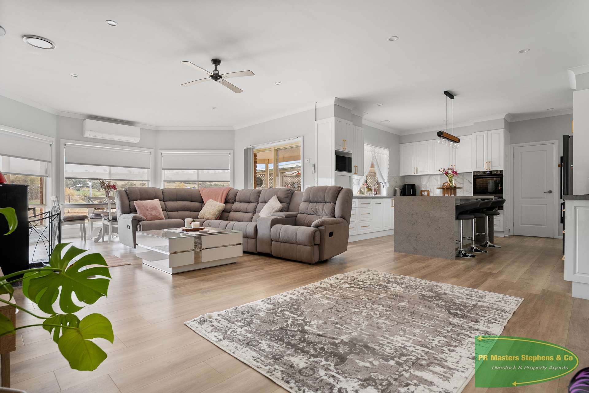 114 Rockley Road, Perthville For Sale by Farmbuy.com - image 2