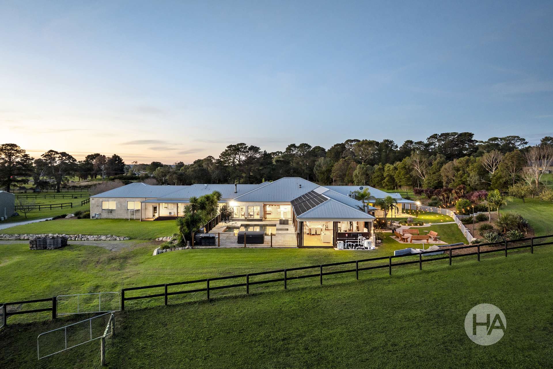 160 Males Road, Moorooduc For Sale by Farmbuy.com - image 21