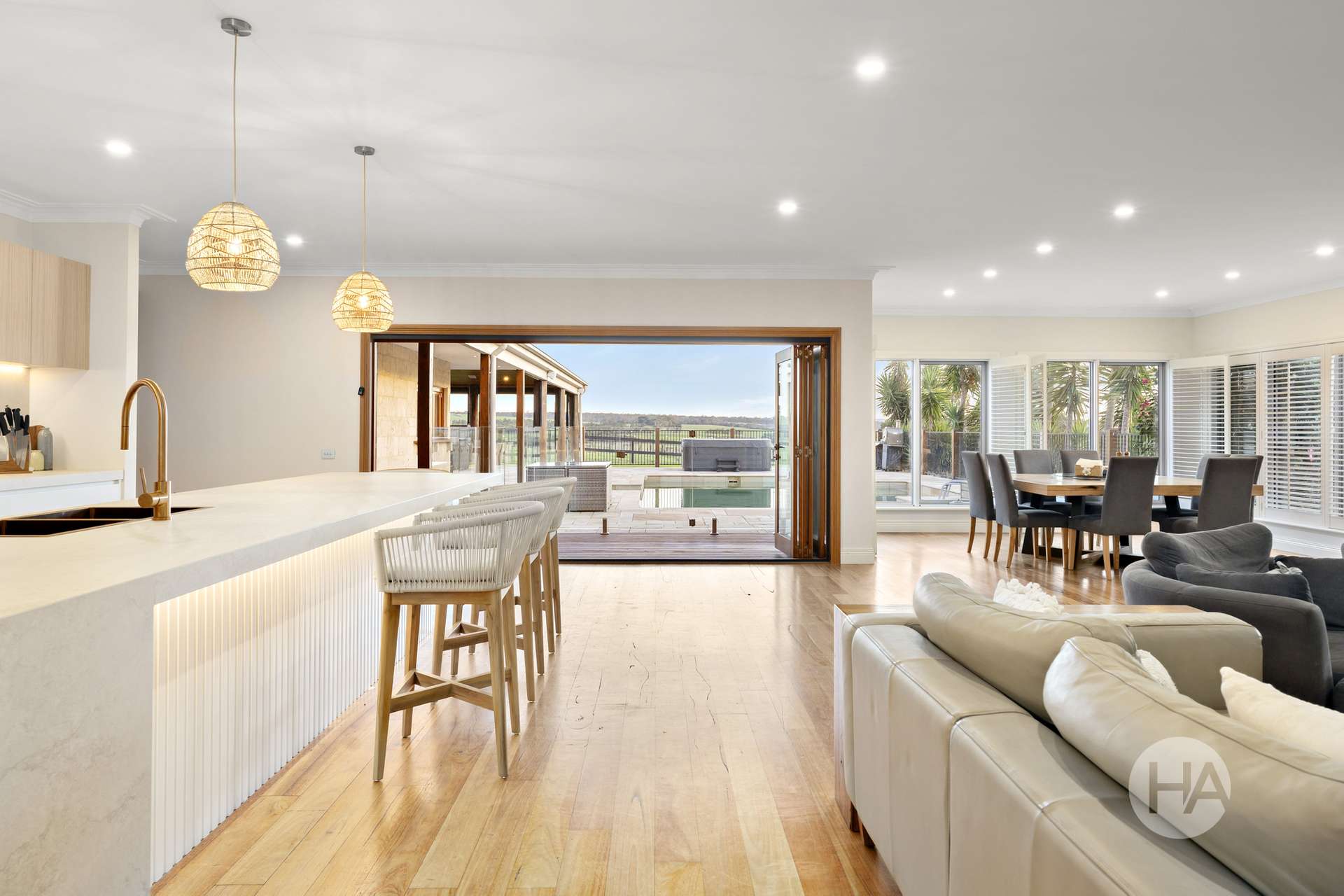 160 Males Road, Moorooduc For Sale by Farmbuy.com - image 2