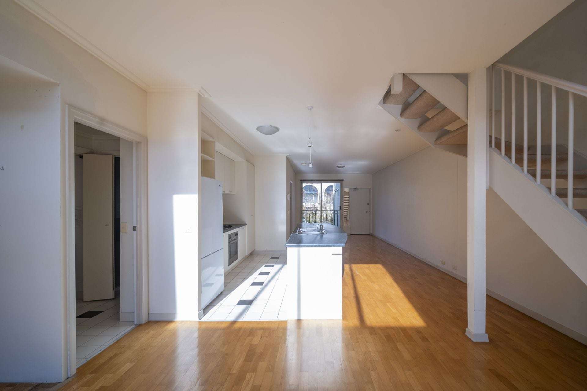 94/108 Greville Street, Prahran Sold by Farmbuy.com - image 4